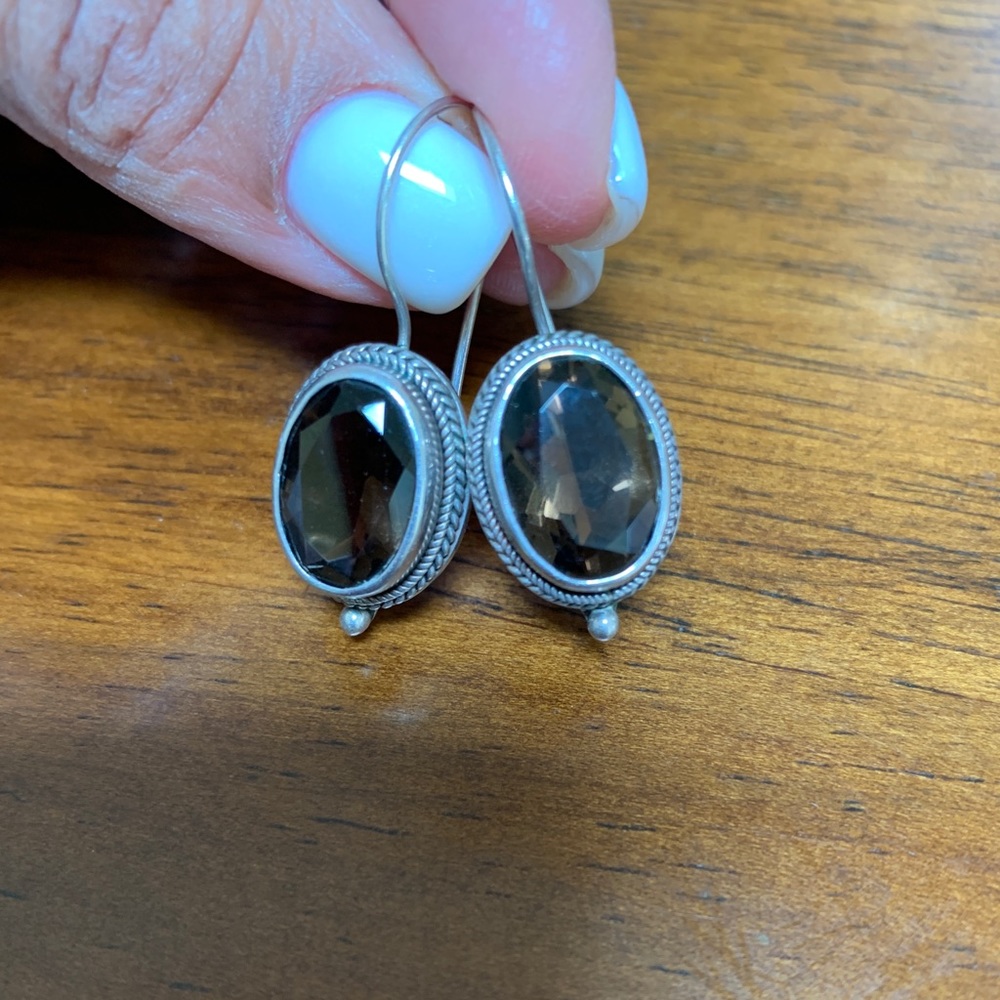Smoky quartz teardrop earrings set in 925 SS✨